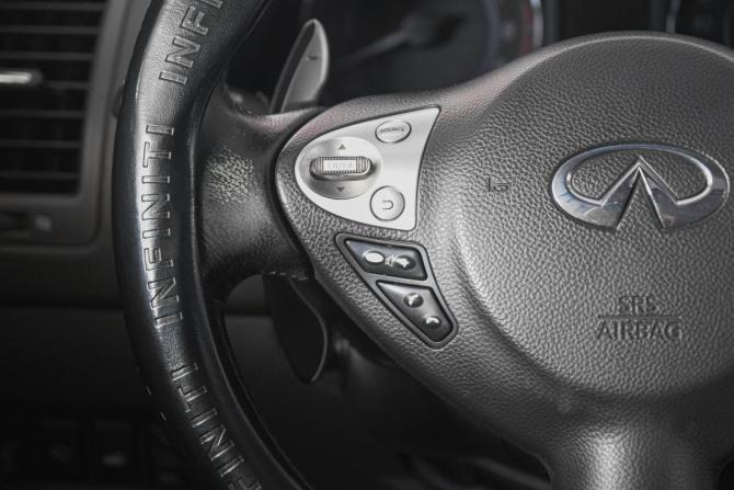 Infiniti QX70 с пробегом 2015 года, цена 2 849 000 рублей, 189000 км, внедорожник, Автокод Объявления