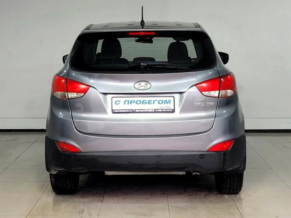 Hyundai ix35 I с пробегом 2012 года, цена 900 000 рублей, 351271 км, внедорожник, Автокод Объявления