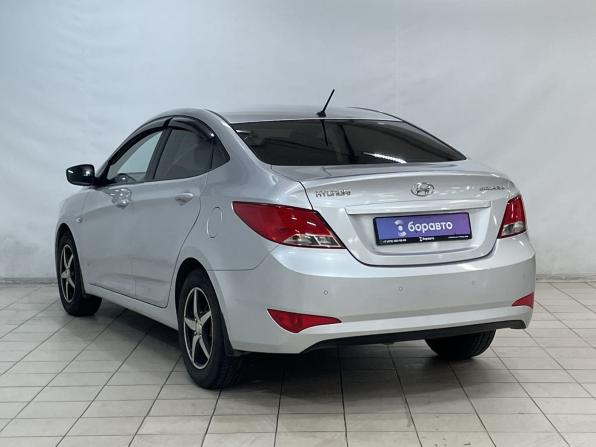 Hyundai Solaris I Рестайлинг с пробегом 2015 года, цена 920 000 рублей, 131299 км, седан, Автокод Объявления
