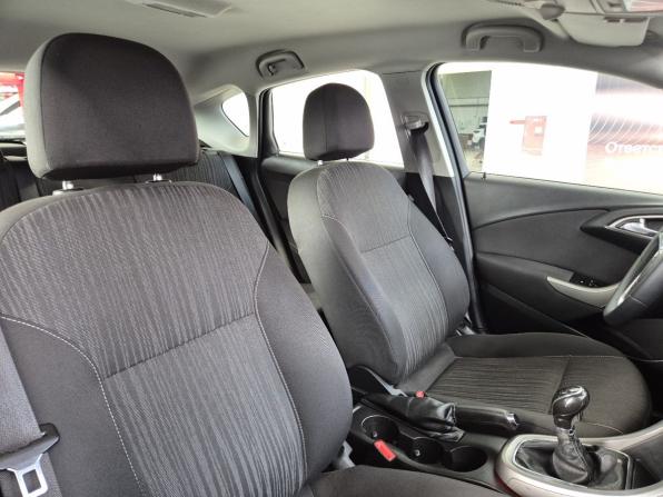 Opel Astra J с пробегом 2010 года, цена 479 000 рублей, 158484 км, хэтчбек, Автокод Объявления