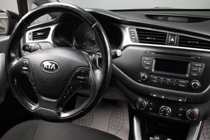 Kia Ceed II Рестайлинг с пробегом 2015 года, цена 1 199 000 рублей, 169500 км, хэтчбек, Автокод Объявления