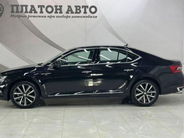 Новый Skoda Superb III Рестайлинг 2025 года, цена 3 049 000 рублей, лифтбек, Автокод Объявления