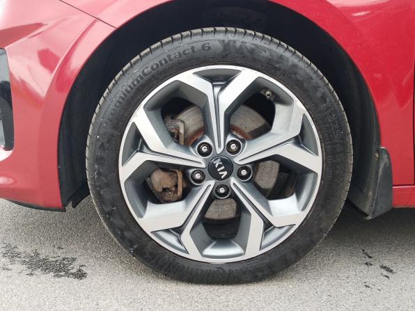 Kia Ceed III с пробегом 2018 года, цена 1 550 000 рублей, 105000 км, хэтчбек, Автокод Объявления