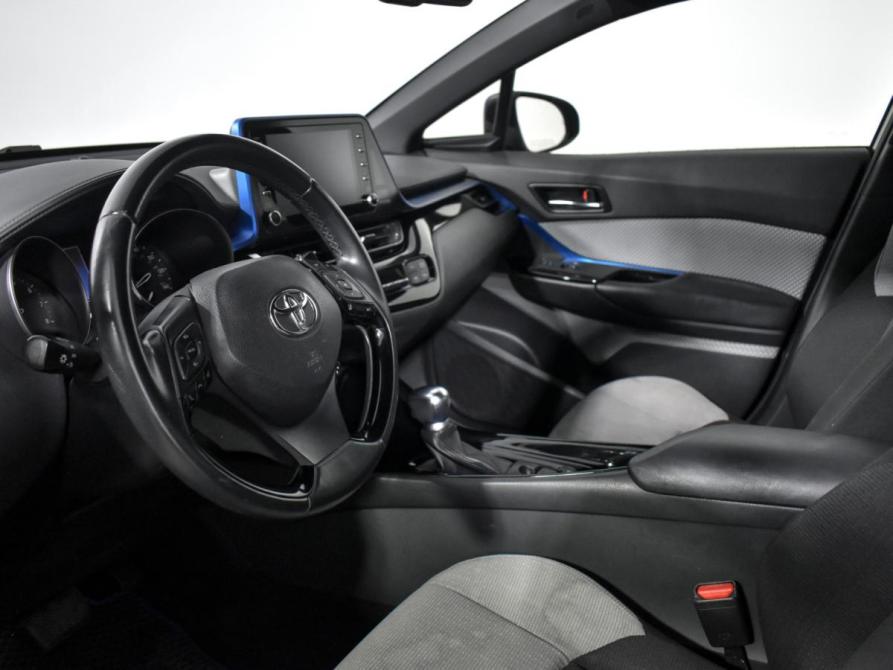 Toyota C-HR I Санкт-Петербург  - изображение 10