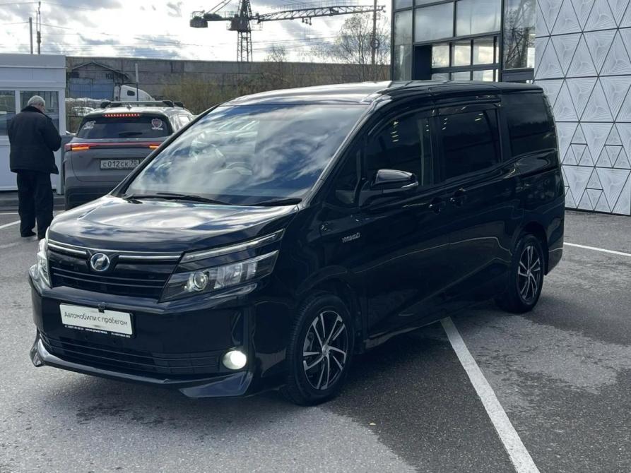 Toyota Voxy III (R80) Томск  - изображение 4