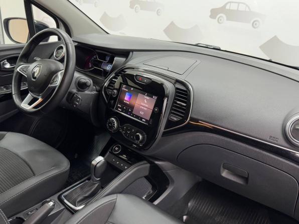 Renault Kaptur I Рестайлинг с пробегом 2021 года, цена 1 949 000 рублей, 44921 км, внедорожник, Автокод Объявления