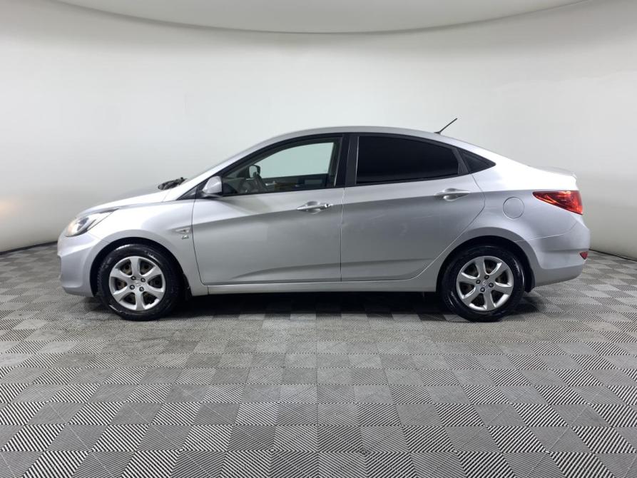 Hyundai Solaris I Москва  - изображение 8
