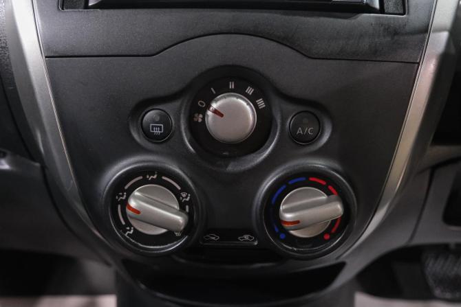 Nissan Note II с пробегом 2015 года, цена 799 000 рублей, 153117 км, хэтчбек, Автокод Объявления