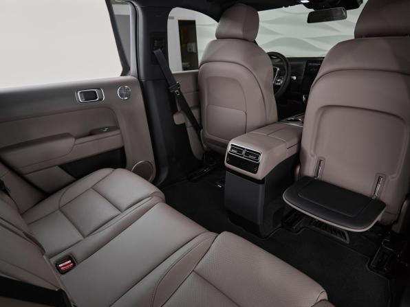 Новый Li Auto (Lixiang) L7 I Рестайлинг 2025 года, цена 10 490 000 рублей, внедорожник, Автокод Объявления