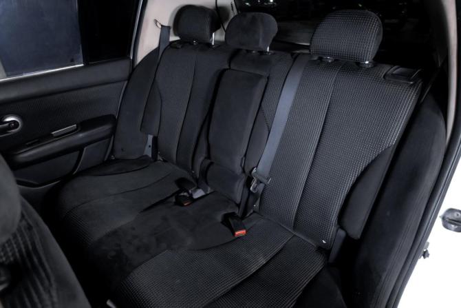 Nissan Tiida I Рестайлинг с пробегом 2011 года, цена 689 000 рублей, 309710 км, хэтчбек, Автокод Объявления