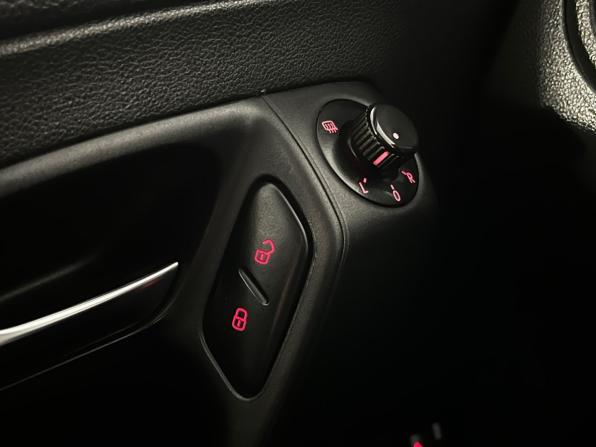 Volkswagen Polo V Рестайлинг с пробегом 2018 года, цена 579 900 рублей, 412439 км, седан, Автокод Объявления