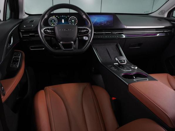 Omoda C5 I с пробегом 2022 года, цена 1 849 000 рублей, 45477 км, внедорожник, Автокод Объявления