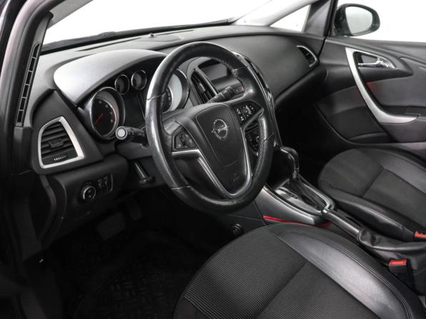 Opel Astra J Рестайлинг с пробегом 2012 года, цена 1 097 000 рублей, 75445 км, седан, Автокод Объявления