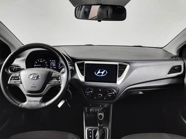 Hyundai Solaris II с пробегом 2018 года, цена 1 450 000 рублей, 81500 км, седан, Автокод Объявления