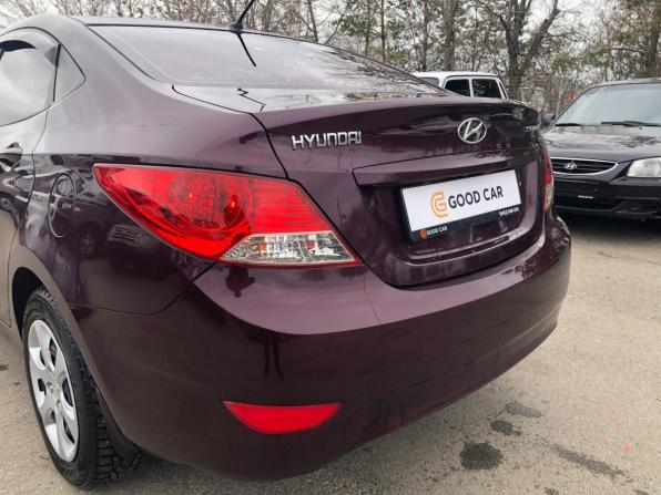 Hyundai Solaris I с пробегом 2013 года, цена 735 000 рублей, 199438 км, седан, Автокод Объявления