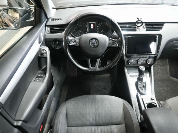Skoda Octavia III (A7) с пробегом 2016 года, цена 1 359 900 рублей, 243000 км, лифтбек, Автокод Объявления