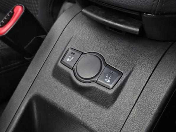 Chevrolet Captiva I с пробегом 2010 года, цена 740 000 рублей, 210476 км, внедорожник, Автокод Объявления