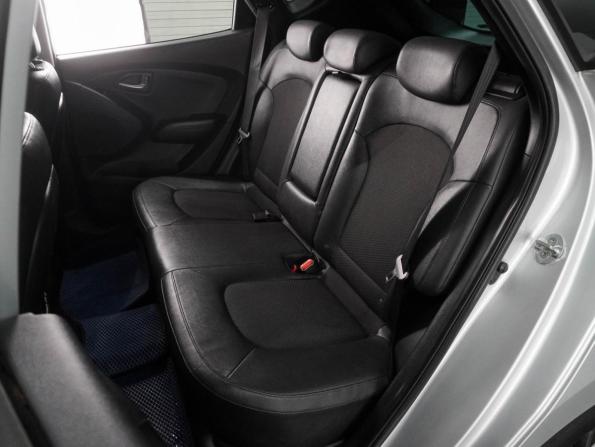 Hyundai ix35 I Рестайлинг с пробегом 2015 года, цена 1 399 000 рублей, 208838 км, внедорожник, Автокод Объявления