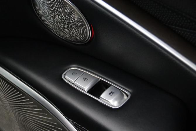 Kia K900 II с пробегом 2019 года, цена 3 135 350 рублей, 128264 км, седан, Автокод Объявления