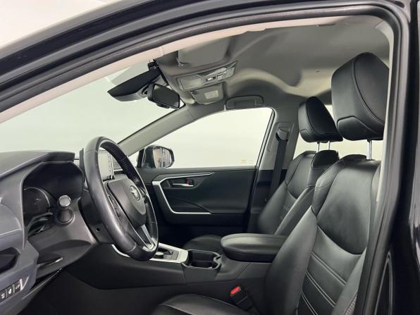 Toyota RAV4 V (XA50) с пробегом 2019 года, цена 3 449 000 рублей, 102000 км, внедорожник, Автокод Объявления
