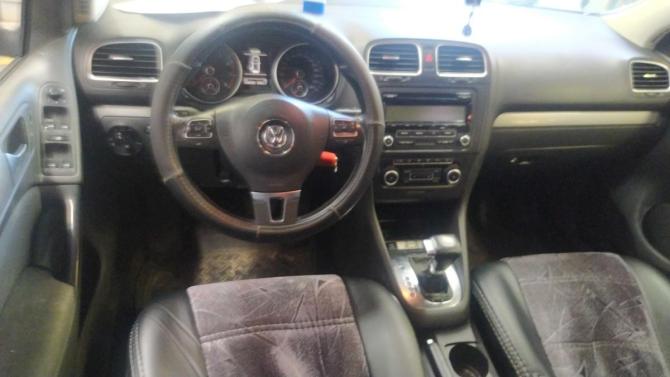 Volkswagen Golf VI с пробегом 2010 года, цена 625 000 рублей, 230202 км, хэтчбек, Автокод Объявления