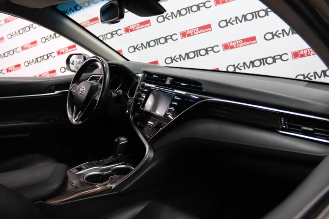 Toyota Camry VIII (XV70) с пробегом 2019 года, цена 2 835 350 рублей, 121015 км, седан, Автокод Объявления