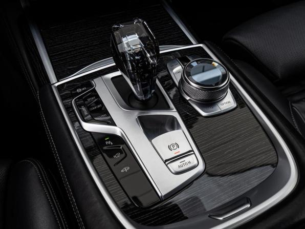 BMW 7 серии VI (G11/G12) Рестайлинг с пробегом 2020 года, цена 5 799 000 рублей, 149908 км, седан, Автокод Объявления