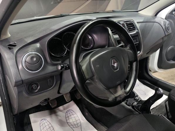 Renault Logan II с пробегом 2017 года, цена 550 000 рублей, 167308 км, седан, Автокод Объявления