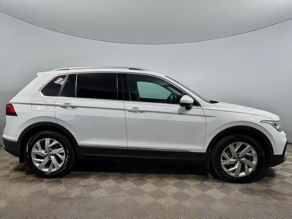 Volkswagen Tiguan II Рестайлинг с пробегом 2020 года, цена 3 900 000 рублей, 54837 км, внедорожник, Автокод Объявления
