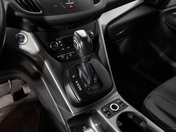Ford Kuga II с пробегом 2014 года, цена 965 000 рублей, 178279 км, внедорожник, Автокод Объявления