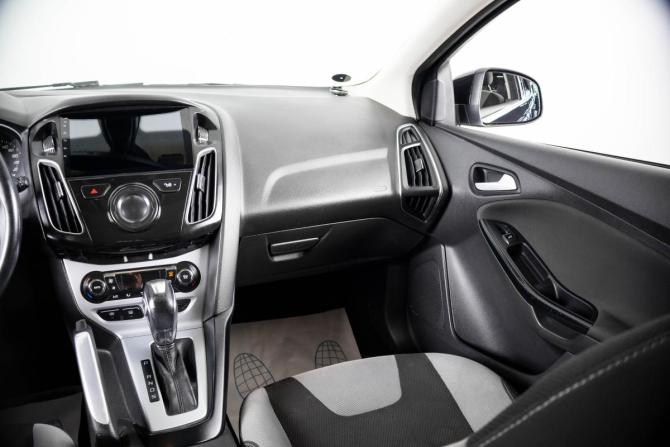 Ford Focus III с пробегом 2013 года, цена 679 000 рублей, 255635 км, хэтчбек, Автокод Объявления