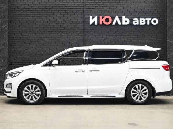 Kia Carnival III с пробегом 2018 года, цена 2 400 000 рублей, 155488 км, минивэн, Автокод Объявления
