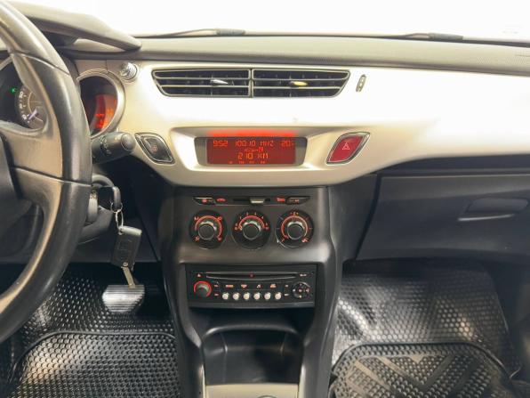 Citroen C3 II с пробегом 2011 года, цена 555 000 рублей, 179726 км, хэтчбек, Автокод Объявления