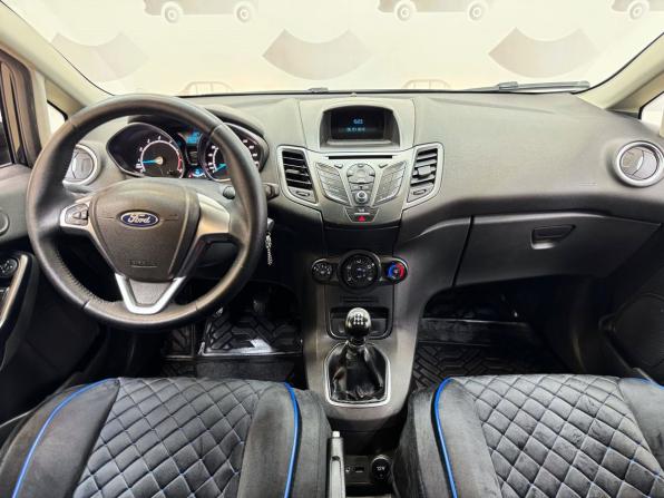 Ford Fiesta Mk6 Рестайлинг с пробегом 2015 года, цена 680 000 рублей, 150290 км, седан, Автокод Объявления