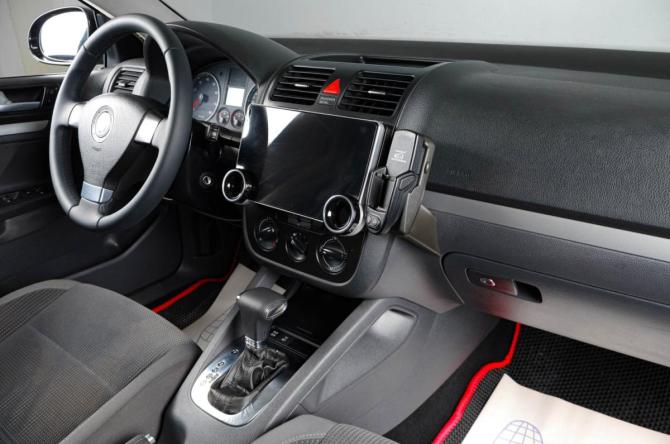 Volkswagen Golf V с пробегом 2008 года, цена 659 000 рублей, 330000 км, универсал, Автокод Объявления