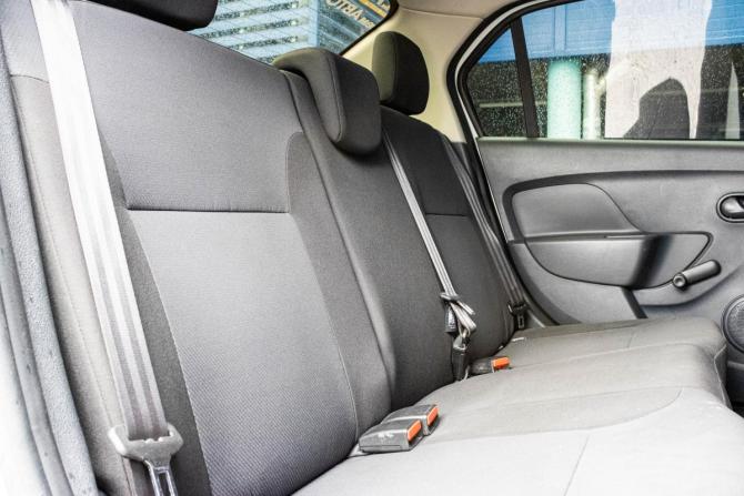Renault Logan II Рестайлинг с пробегом 2019 года, цена 1 179 000 рублей, 83427 км, седан, Автокод Объявления
