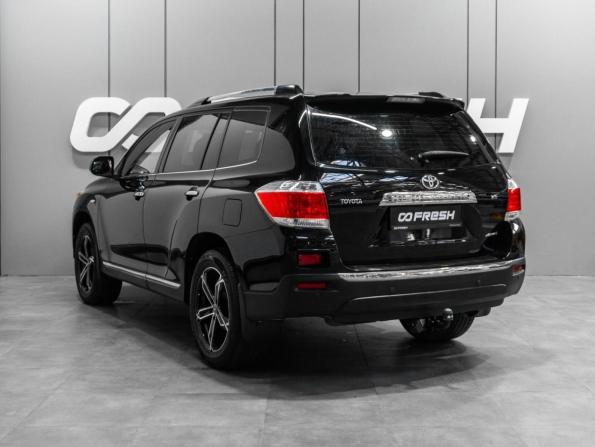 Toyota Highlander II (XU40) Рестайлинг с пробегом 2012 года, цена 2 399 000 рублей, 114321 км, внедорожник, Автокод Объявления