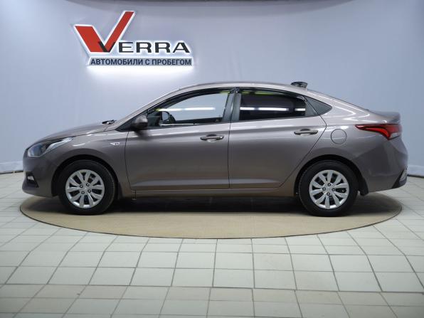 Hyundai Solaris II с пробегом 2018 года, цена 1 290 000 рублей, 126631 км, седан, Автокод Объявления