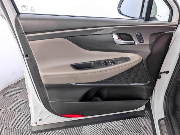 Hyundai Santa Fe IV с пробегом 2020 года, цена 2 800 000 рублей, 176858 км, внедорожник, Автокод Объявления