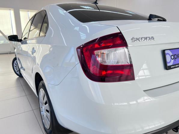 Skoda Rapid I Рестайлинг с пробегом 2019 года, цена 1 290 000 рублей, 108000 км, лифтбек, Автокод Объявления