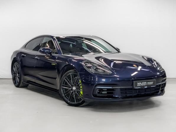 Porsche Panamera II с пробегом 2017 года, цена 5 990 000 рублей, 109000 км, лифтбек, Автокод Объявления