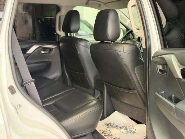 Mitsubishi Pajero Sport III с пробегом 2018 года, цена 1 999 000 рублей, 336930 км, внедорожник, Автокод Объявления