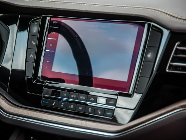 Volkswagen Touareg III с пробегом 2018 года, цена 4 680 000 рублей, 110354 км, внедорожник, Автокод Объявления