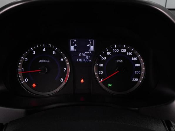 Hyundai Solaris I Рестайлинг с пробегом 2015 года, цена 1 149 000 рублей, 178786 км, седан, Автокод Объявления