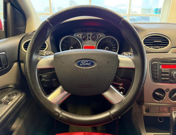 Ford Focus II Рестайлинг с пробегом 2010 года, цена 550 000 рублей, 149000 км, седан, Автокод Объявления