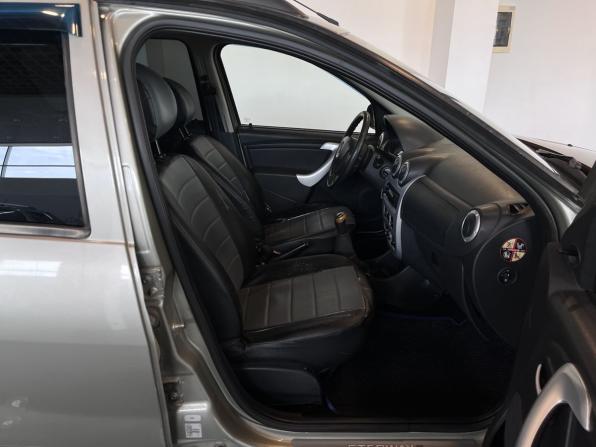 Renault Sandero I с пробегом 2012 года, цена 520 000 рублей, 230605 км, хэтчбек, Автокод Объявления