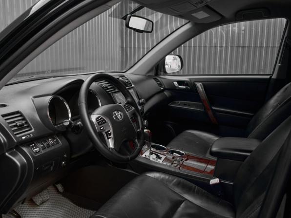 Toyota Highlander II (XU40) Рестайлинг с пробегом 2011 года, цена 2 050 000 рублей, 215992 км, внедорожник, Автокод Объявления