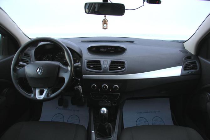 Renault Fluence I Рестайлинг с пробегом 2013 года, цена 573 300 рублей, 291422 км, седан, Автокод Объявления