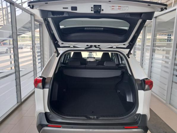 Toyota RAV4 V (XA50) с пробегом 2021 года, цена 3 720 000 рублей, 66426 км, внедорожник, Автокод Объявления