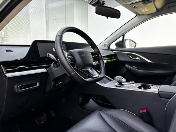 Omoda C5 I с пробегом 2023 года, цена 1 699 000 рублей, 44000 км, внедорожник, Автокод Объявления